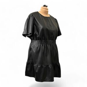 Nine.Eight New York Plus Size Short Sleeve Faux Leather Dress, NWT. Size 4X
